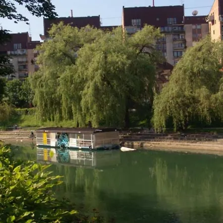 Ljubljanaart Nočitev z zajtrkom